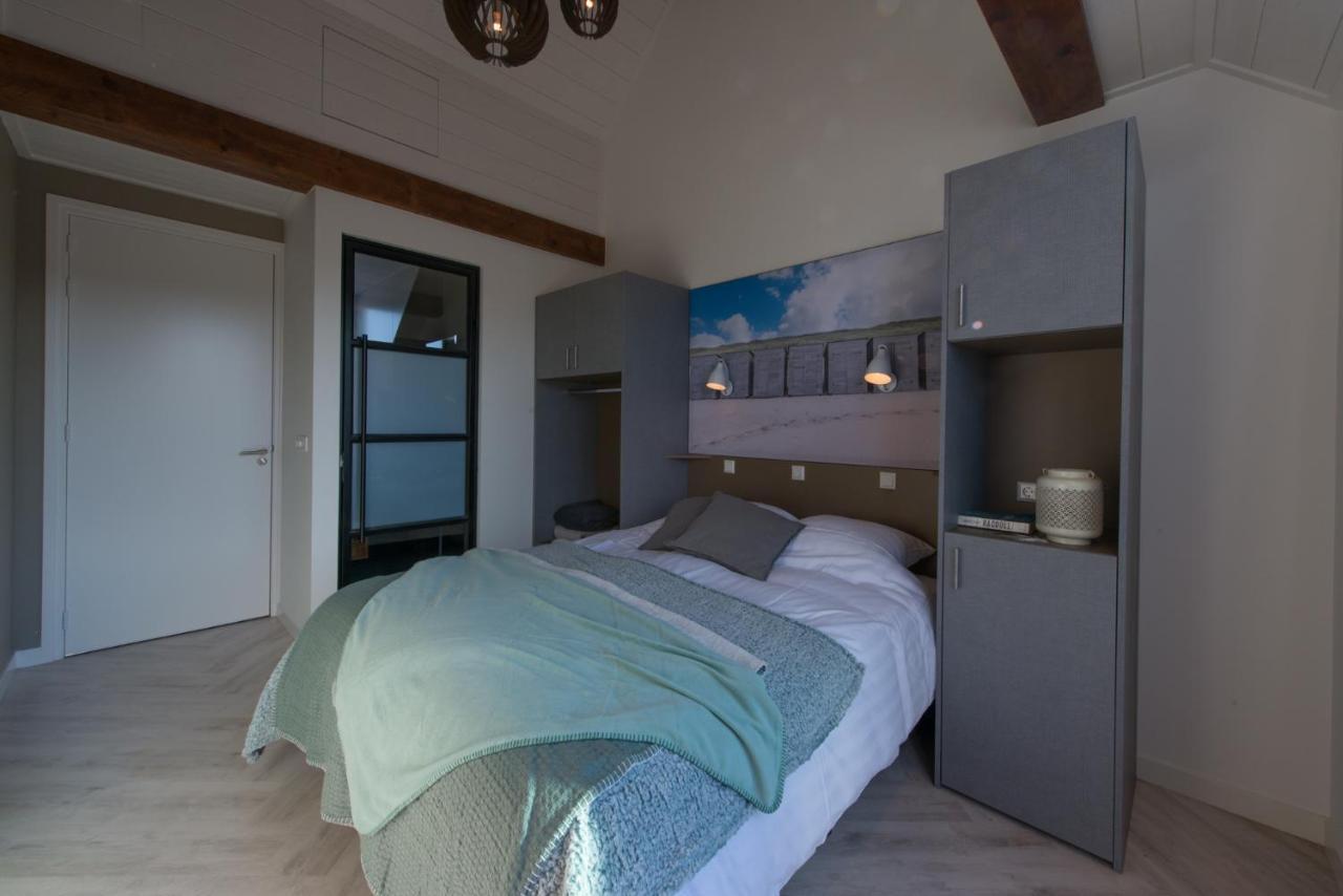 Duinvilla Aan De Zee B&B Zoutelande Exterior photo